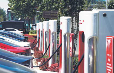 Model 3推迟交付 谁将填补空白