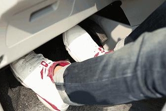 你的车离报废就差这5个虐车习惯！