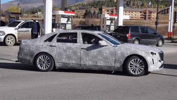 前脸升级 凯迪拉克新款CT6路试谍照曝光