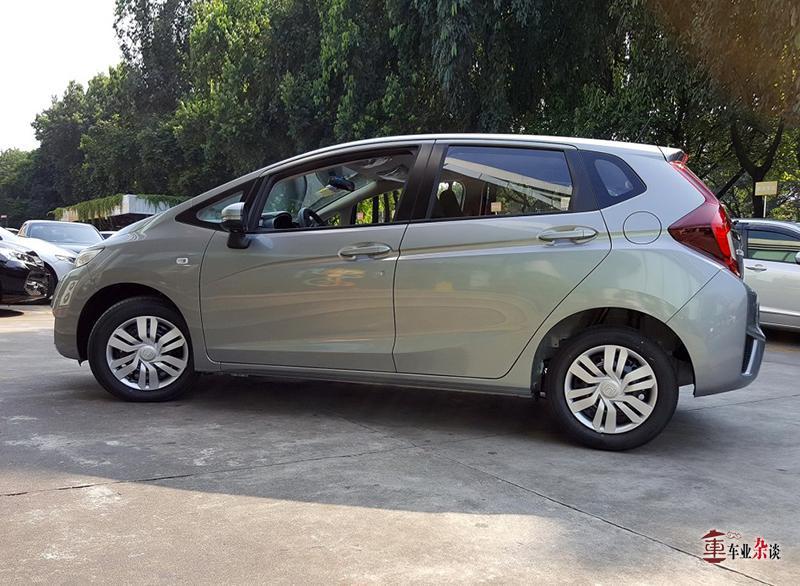 都说主打年轻消费人群,年轻人到底喜欢什么样的车呢?