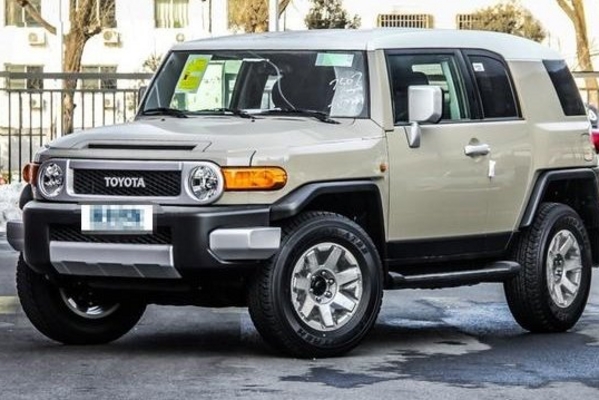 有钱难买的4款丰田SUV，杀入国内汉兰达得丢饭碗，见过1款算你狠