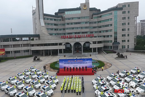 53台执勤执法警车配发至湖南高速基层警队