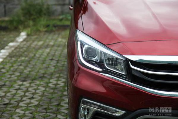 搭6AT更主流 网易试驾长安欧尚A800自动挡