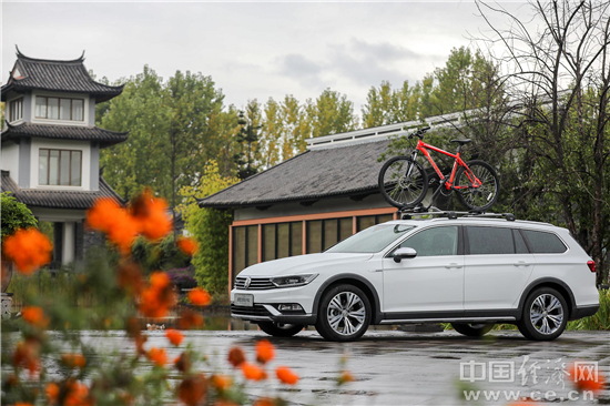与大众进口汽车2018款蔚揽旅行轿车一起