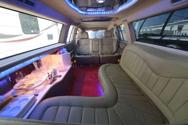 比魏派炫酷百倍的国产车,堪称移动酒吧,回头率盖过VV7