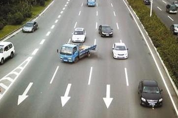 看似简单，实际意义重大，高速路上行驶这些你要注意