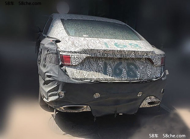 吉利KC-2路试车谍照曝光 与博瑞同平台