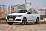 18款奥迪Q7 3.0T自动45TFSI S line运动型