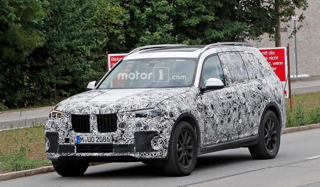 宝马X7量产版国内谍照曝光 将明年推出