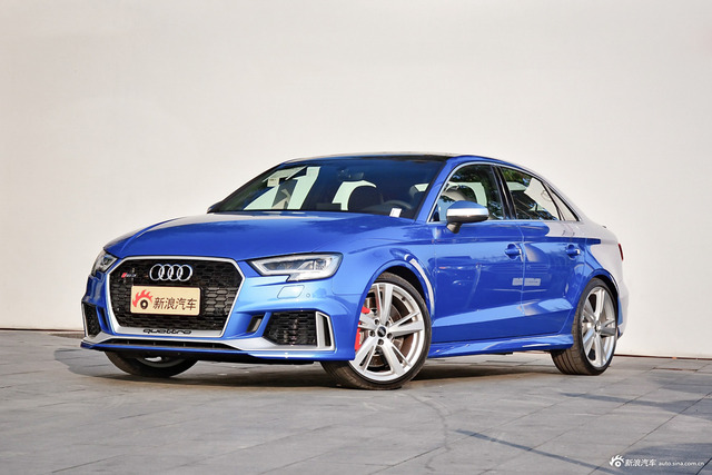 实拍|新款奥迪RS3 超级疯狂的钢炮