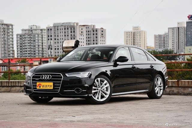 新车展厅：到店实拍新款奥迪A6L