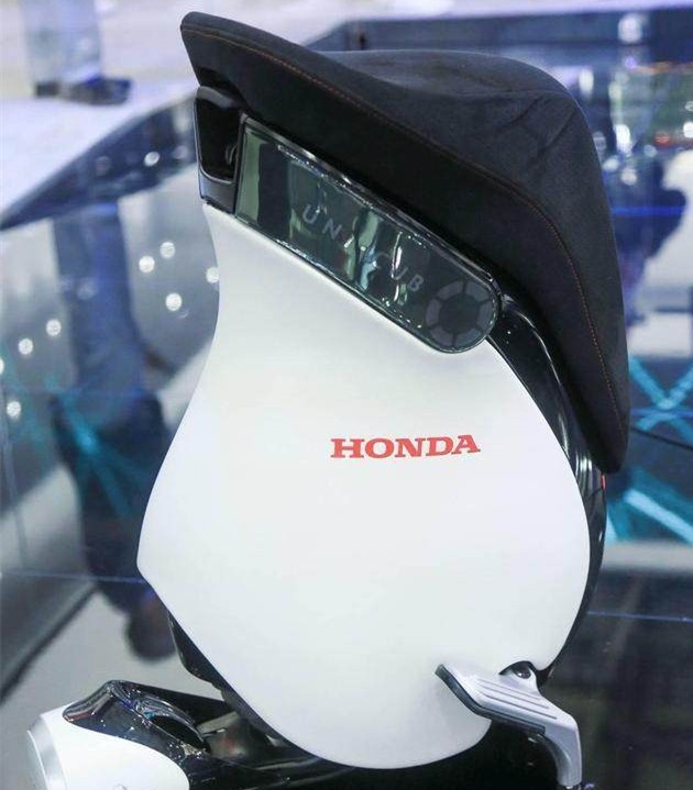 Sports EV Concept首发 Honda向电动化、智能化全面转型