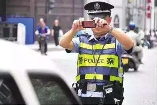 新手司机刮了别人的车 这样做比留张纸条来的安全