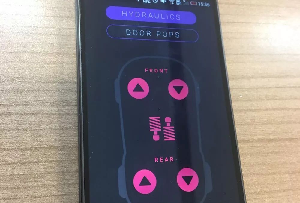 控制车身高度和车门开关的APP