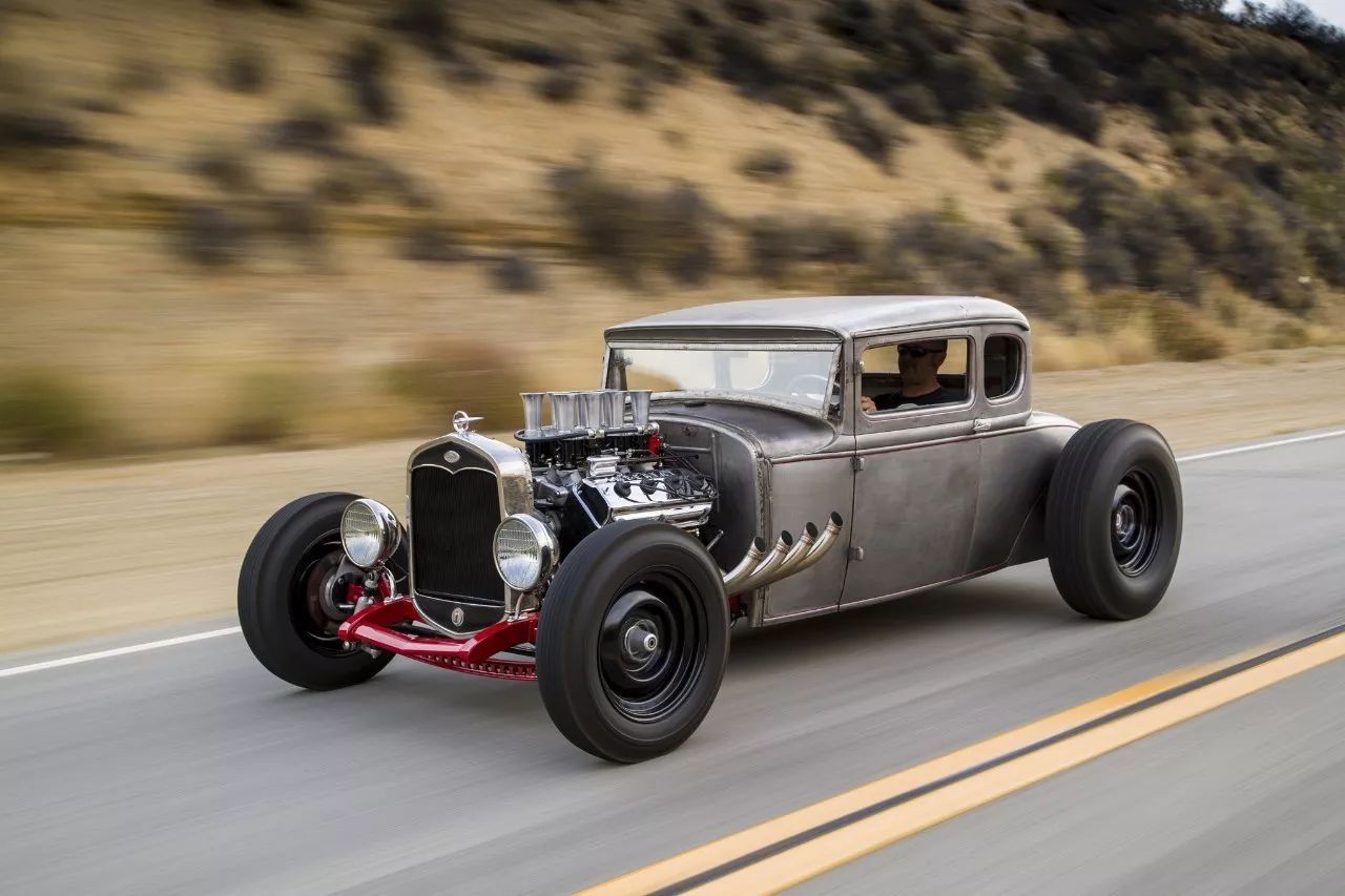 管住你的肾上腺素,谁说没有T型车的欧洲玩不了Hot Rod?