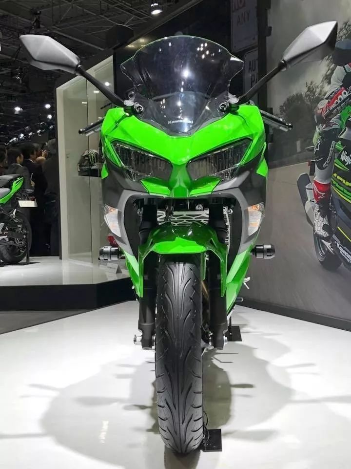 2018年全新小忍者Ninja250发布,外观与ninja40
