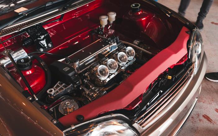 管住你的肾上腺素,谁说没有T型车的欧洲玩不了Hot Rod?