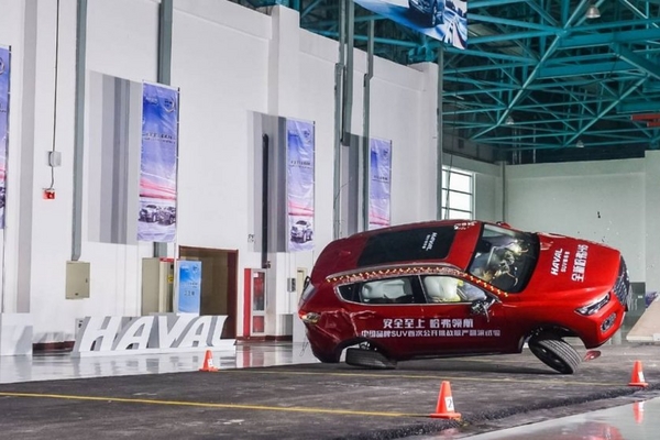 不明白哈弗H6为什么卖的好？这次“事故”或许有助理解