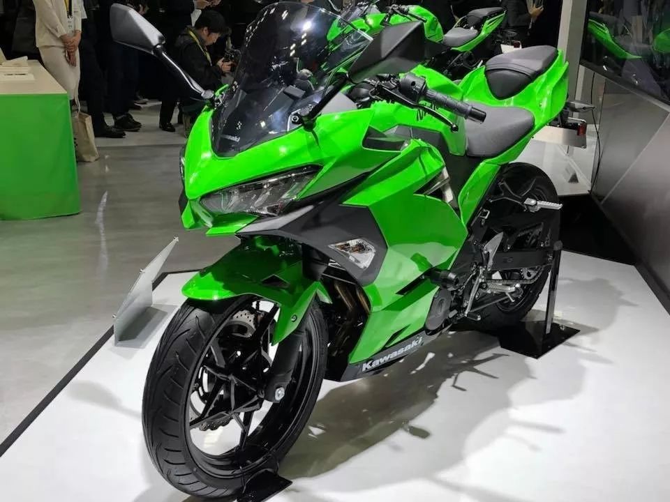 2018年全新小忍者Ninja250发布,外观与ninja40