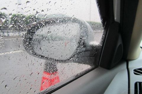 冬天油耗倍增只因按了这个键！开了这么多年车连空调都不会用！