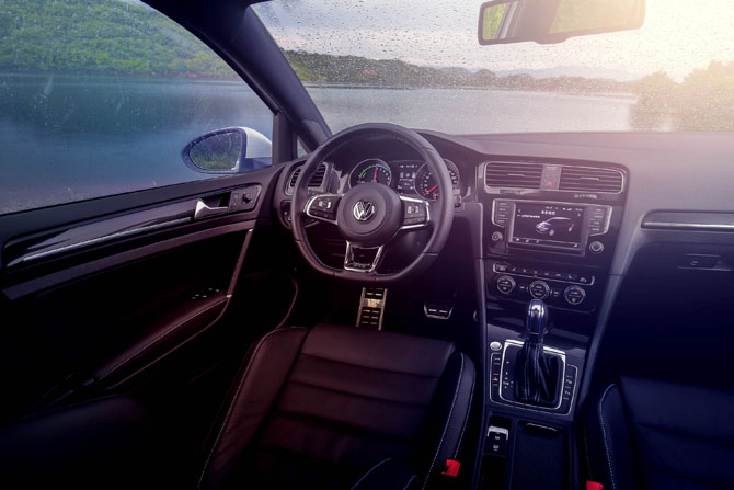 5. 大众进口汽车Golf GTE 内饰
