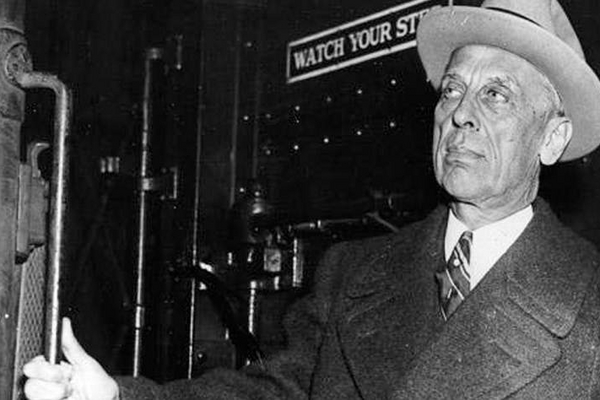 通用汽车史上的牛人，他的遭遇让我们淡然看待非议