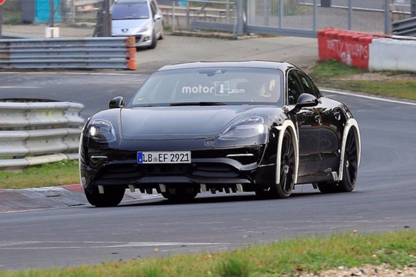 曝保时捷Mission E测试谍照 纯电动轿跑