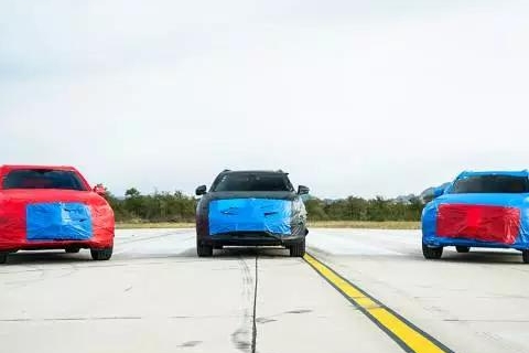 蒙面实测，这台神秘SUV还没露脸就秒杀了100万豪车！