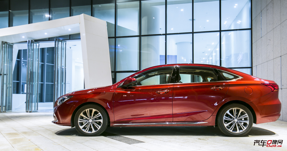 “洞察”永不过时,睿骋CC树立中国B级车新标杆