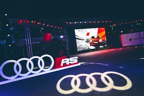 感受赛道速度  试驾奥迪TT RS/RS 3