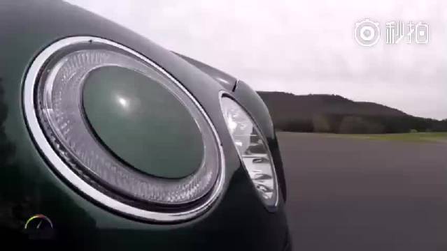 快快来洗洗眼睛，国内最豪华SUV，2017款宾利添越前大灯清洗系统  ​...