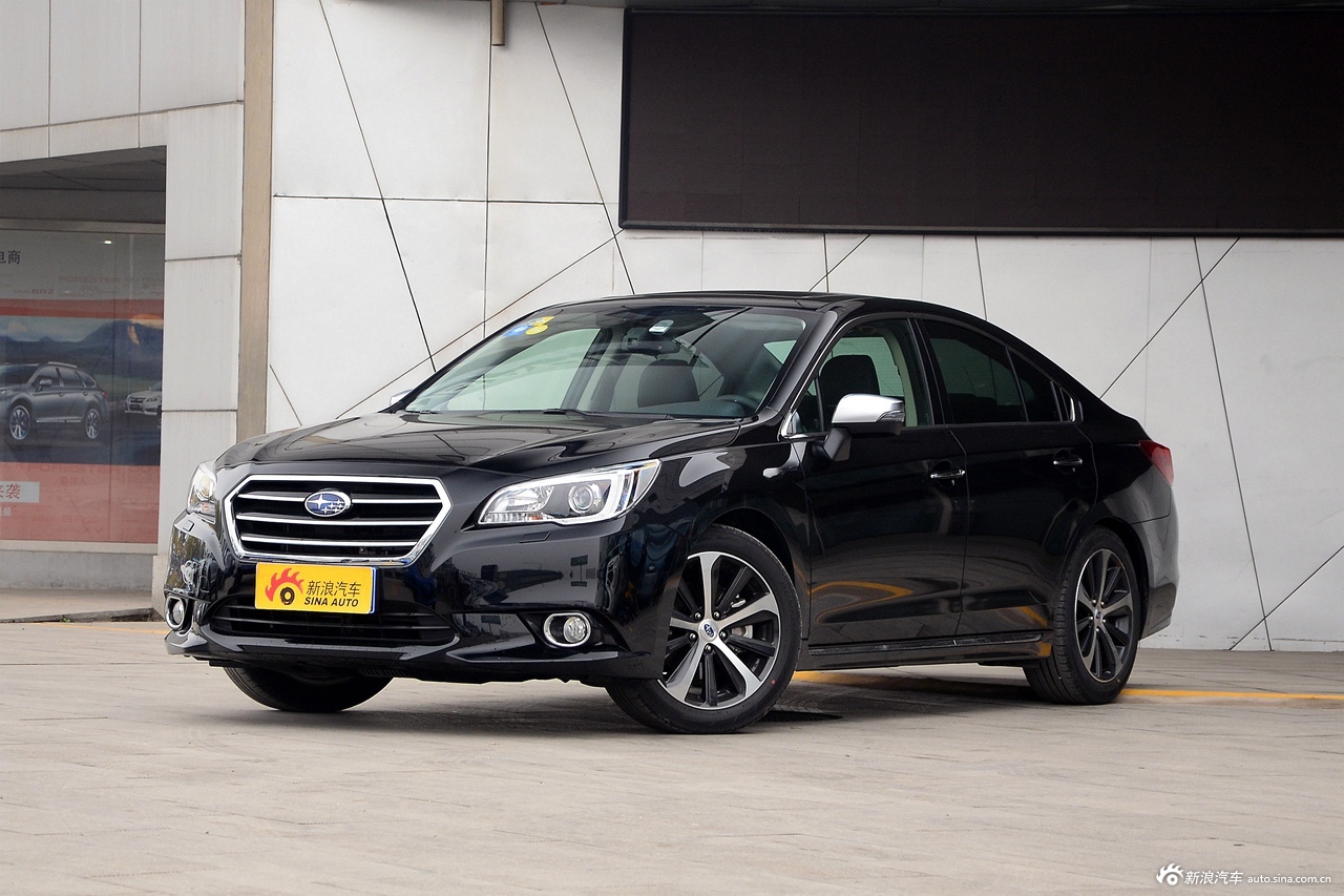 哪款配置更丰富 2016款力狮 PK 2016款君越