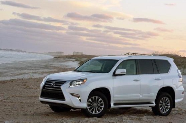 丰田你是要做掉雷克萨斯吗？敢与Jeep比越野，豪华又超路虎