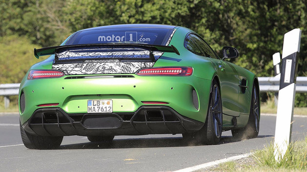 梅赛德斯-AMG GT4 量产版无伪谍照曝光