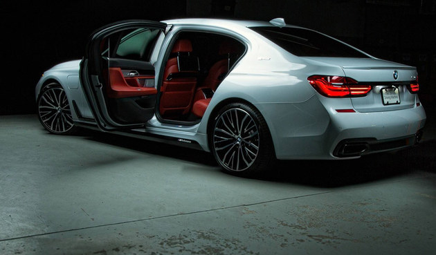 宝马740e亮相 配备M Performance套件