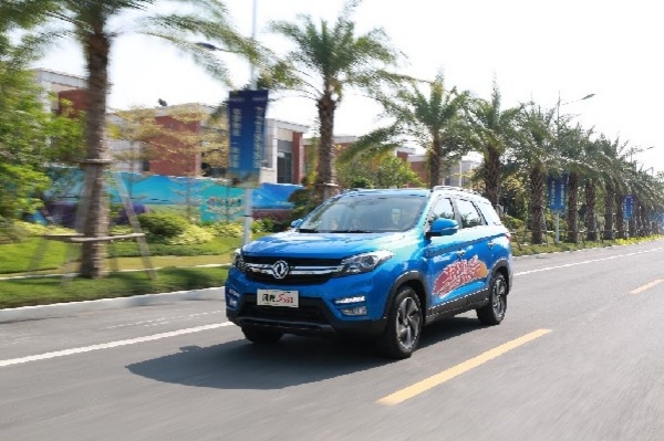 轻松驾控 风光S560试驾体验