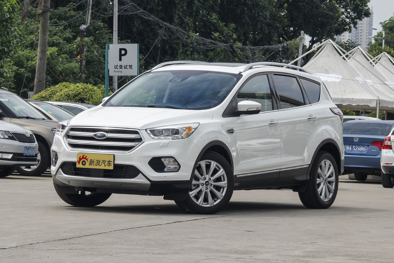 哪款动力出众 2016款欧蓝德（进口） PK 2017款翼虎