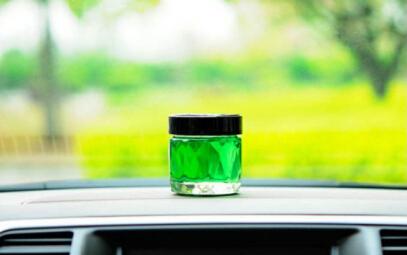 新车有味怎么办?光态晶就够了!