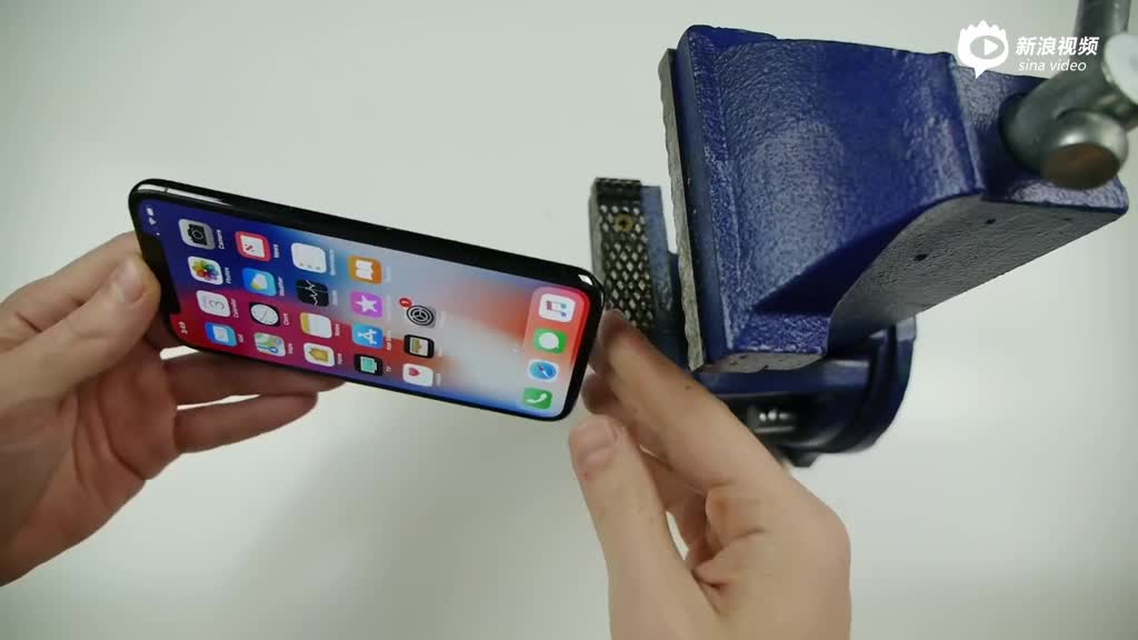 简单二步教你如何“移除”iPhone X碍事“刘海”