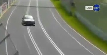 跑车和赛车有多大区别？ ​