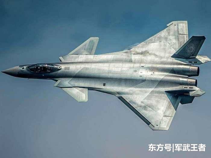 歼20战力同F22的战力差距有多大?答案让人意