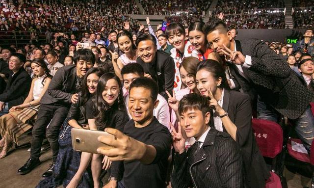 被贾跃亭坑完又被赵薇坑,十几万股民欲哭无(2