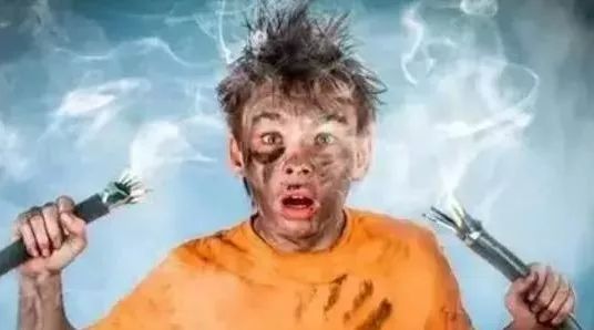 光没有质量，为什么黑洞可以吸进去？...