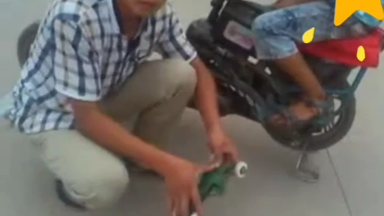 民间牛人发明电动车助推器，不怕电动车爆胎了  ​