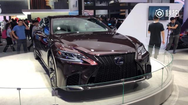 2017广州车展现场解读全新雷克萨斯LS500h  ​