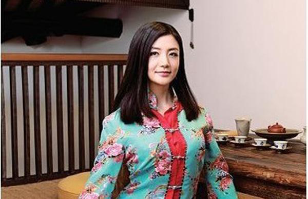 能源,文化产业,消费服务等领域的投资,李颖拥有麻省理工学院三个学位