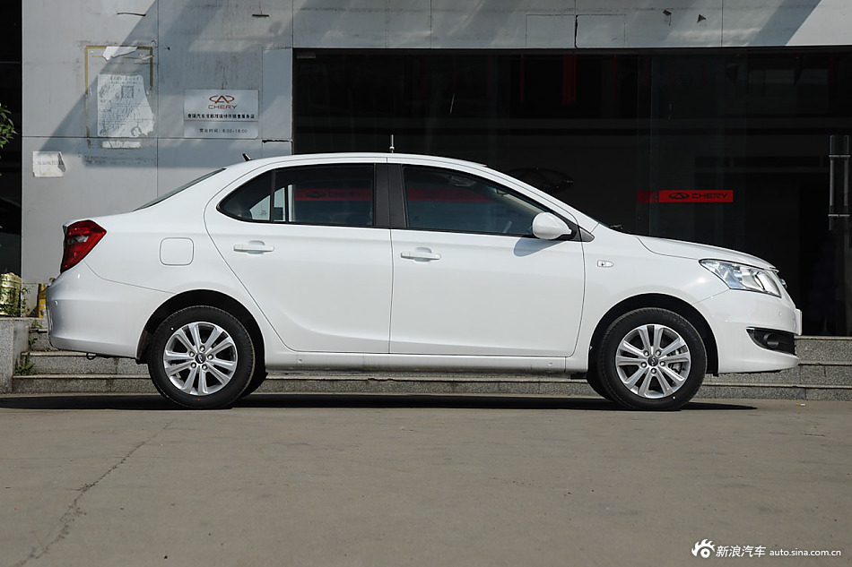 2015款奇瑞E3 1.5L手动智尚型