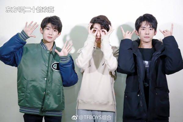 Tfboys王俊凯王源签约“双冰”  易烊千玺跟了她才是资源逆天