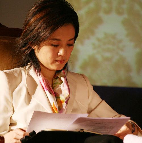 许戈辉生活近照：曾是观众喜欢的主持人，如今低调在家相夫教子