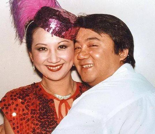 因家教严30岁才谈恋爱 却嫁了个渣男 婚房被老公一块钱卖给婆婆